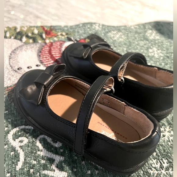 Classy and Cute Dress Shoes - Picture 1 of 5